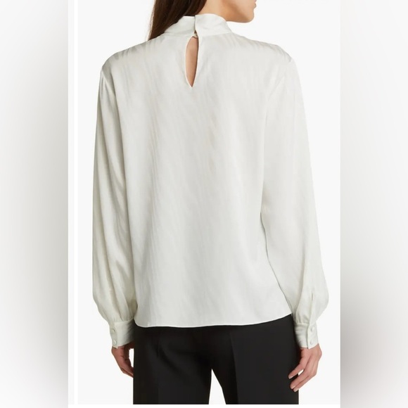 NWT FRAME Knotted Mock Neck Blouse size M - Picture 2 of 5